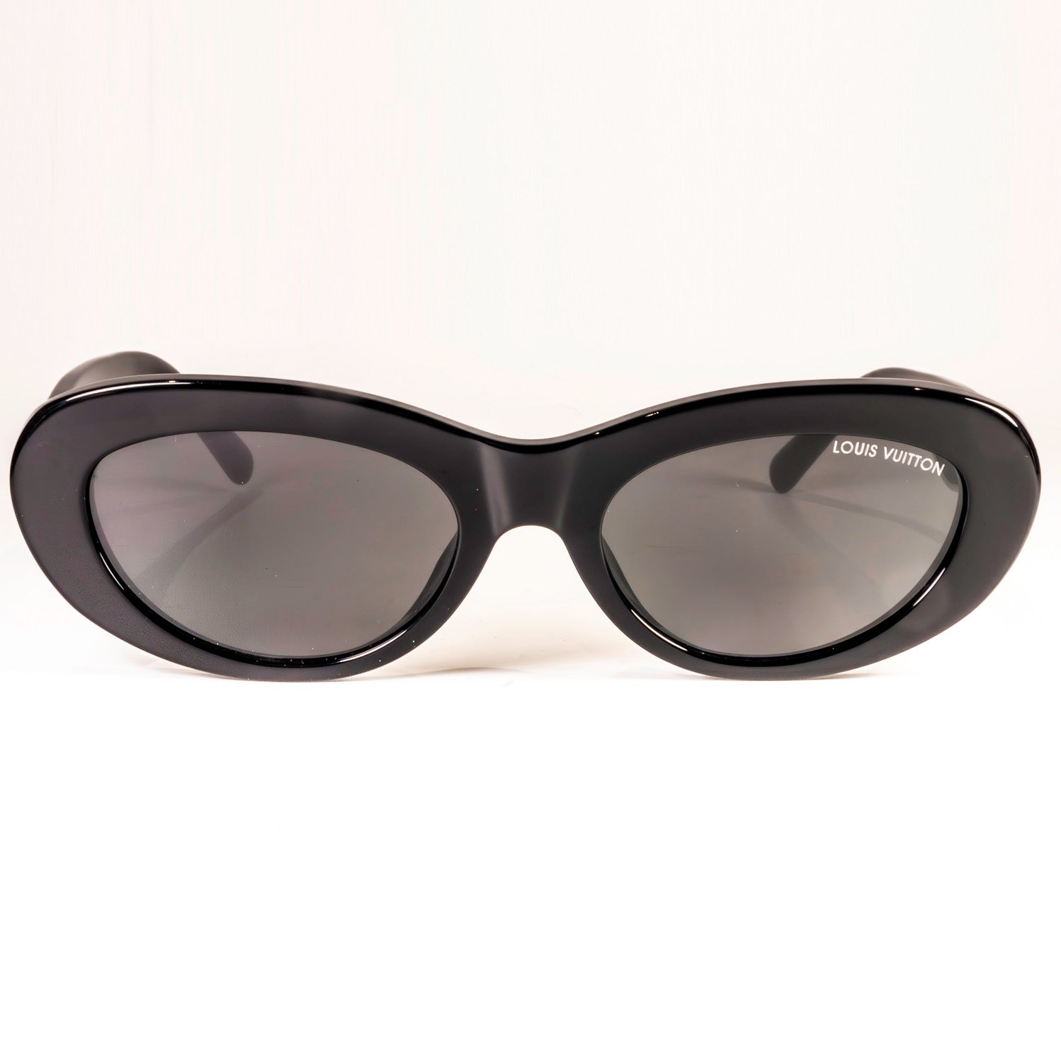 LV Fame Oval Sunglasses